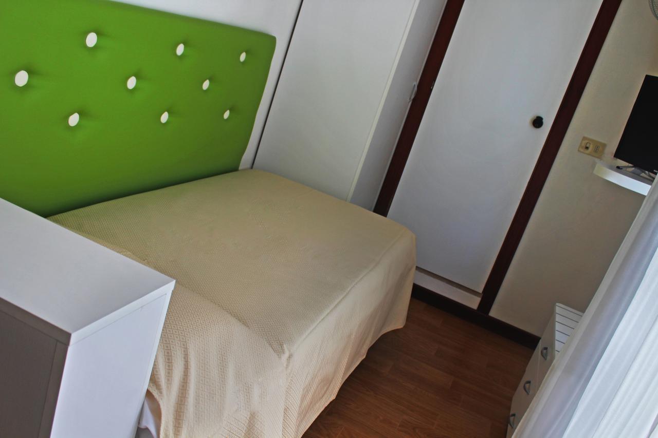 Hotel Lungomare Cattolica Exterior photo